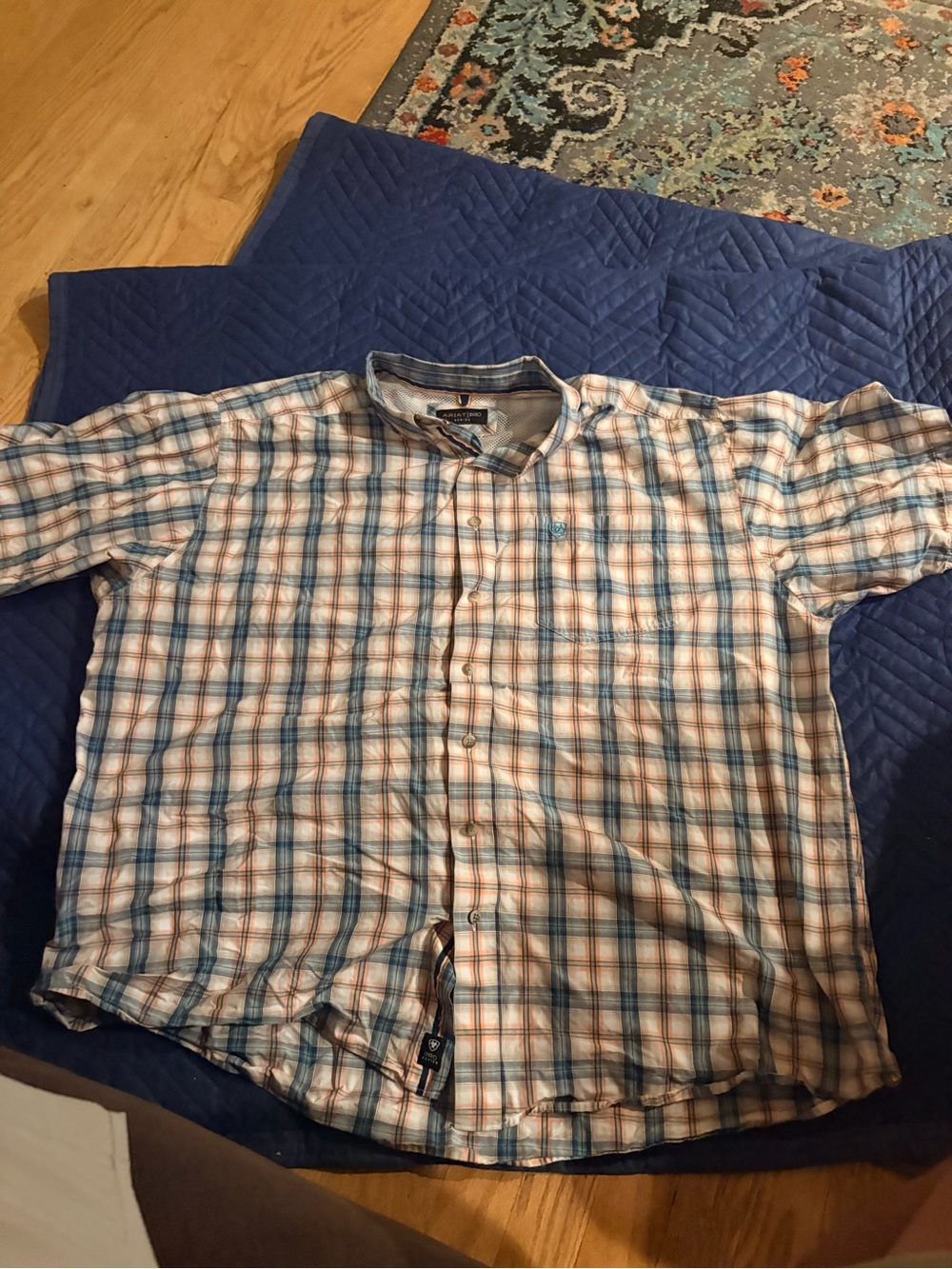 Ariat Blue and Tan Plaid Short-Sleeve Button-Down Shirt (used)(xxl)